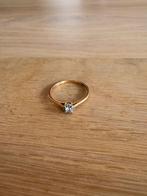 Gouden ring met steen, Sieraden, Tassen en Uiterlijk, Ringen, Ophalen of Verzenden, Dame, Goud, Kleiner dan 17