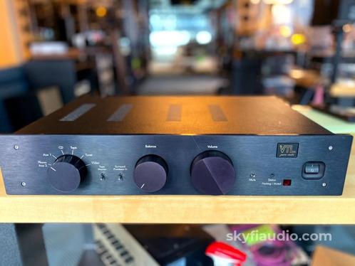 High End VTL PRE AMPLIFIRE TL2.5 TUBE LINE LEVEL, Audio, Tv en Foto, Versterkers en Receivers, Zo goed als nieuw, Stereo, Overige merken