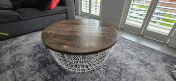 Salontafel hout en wit draadstaal 90cm beschikbaar voor biedingen