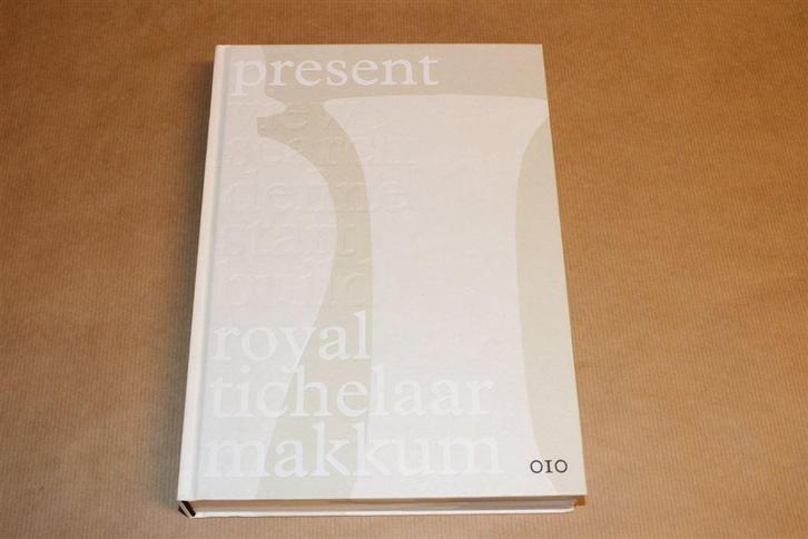 Represent — Tichelaar Makkum — Design & Ambacht, Boeken, Kunst en Cultuur | Beeldend, Zo goed als nieuw, Ophalen of Verzenden