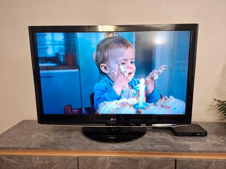 Tv televisie LG 47 inch 47LH3000 doet het nog uitstekend, Audio, Tv en Foto, Televisies, Gebruikt, LCD, 100 cm of meer, Full HD (1080p)