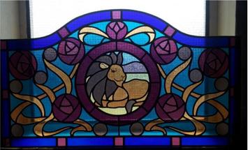 Glas in Lood ,, Sterrenbeeld Leeuw’’ beschikbaar voor biedingen