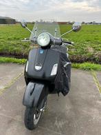 VESPA gts 250!, Fietsen en Brommers, Scooters | Vespa, Ophalen of Verzenden, Zo goed als nieuw