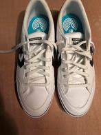 All Star Converse - Maat 45 - Weinig Gedragen, Ophalen of Verzenden, Zo goed als nieuw, Wit, Sneakers of Gympen