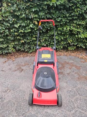 Electrische grasmaaier met geslepen mes  beschikbaar voor biedingen