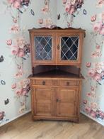 Vintage Brocante Hoekkast, Antiek en Kunst, Antiek | Meubels | Kasten, Ophalen