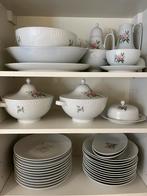 Compleet servies Hutschenreuther, Huis en Inrichting, Keuken | Servies, Ophalen of Verzenden, Zo goed als nieuw, Overige stijlen