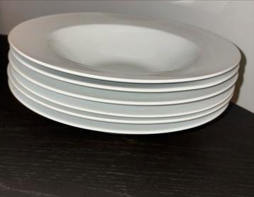 6 Soepborden / Pasta Borden - wit- Zo Goed Als Nieuw beschikbaar voor biedingen