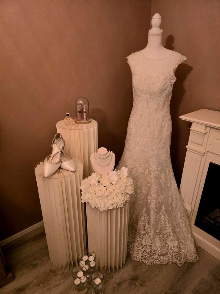 Bruiloft verhuur, Hobby en Vrije tijd, Feestartikelen | Verhuur, Zo goed als nieuw, Geboorte of Huwelijk, Ophalen