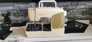 Naaimachine Singer 7422 Zo goed als nieuw beschikbaar voor biedingen