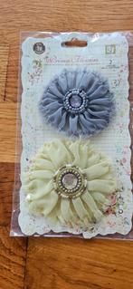 Grijze en lichtgroene rozet  en lichtgroene bloem, Hobby en Vrije tijd, Scrapbooking, Ophalen of Verzenden, Nieuw, Versiering of Embellishment