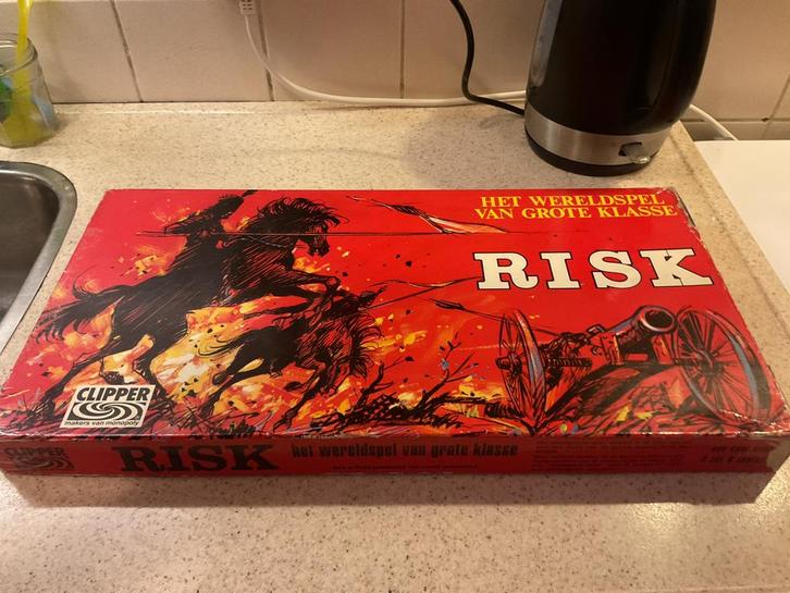 Risk Bordspel - Wereldverovering!, Hobby en Vrije tijd, Gezelschapsspellen | Bordspellen, Gebruikt, Drie of vier spelers, Ophalen of Verzenden
