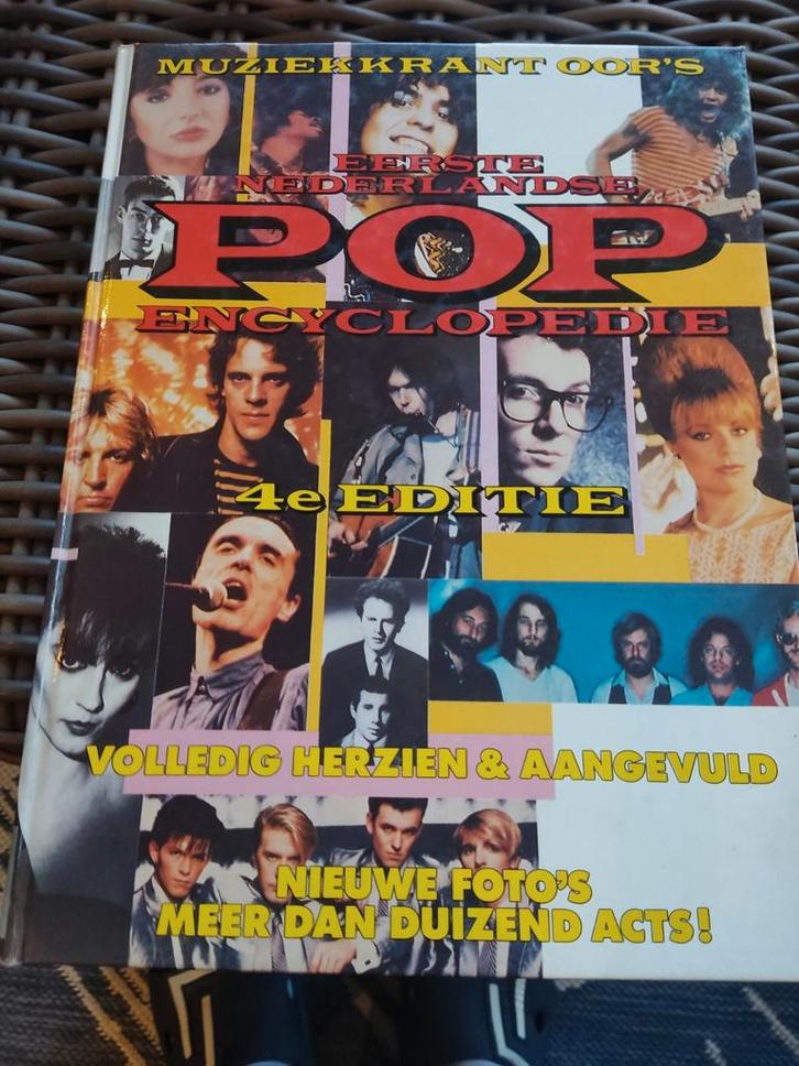Pop Encyclopedie - Muziekkrant OOR's 4e Editie, Boeken, Encyclopedieën, Zo goed als nieuw, Los deel, Algemeen, Ophalen of Verzenden