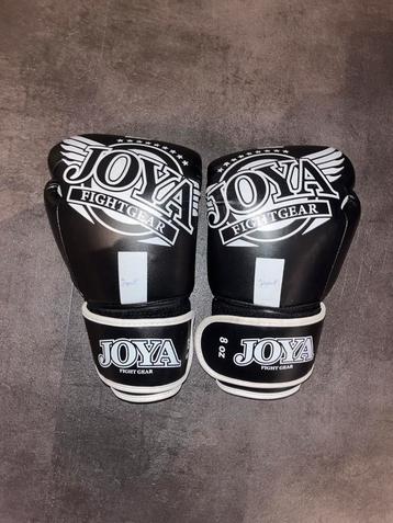 Kickbokshandschoenen van Joya 8oz - Kinderen beschikbaar voor biedingen