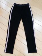 Marc Cain knitted broek maat 36 zwart rood wit roze bies, Verzenden, Zwart, Zo goed als nieuw, Driekwart