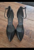 Zwarte Tamaris Pumps - Maat 39, Kleding | Dames, Schoenen, Tamaris, Pumps, Zwart, Ophalen of Verzenden