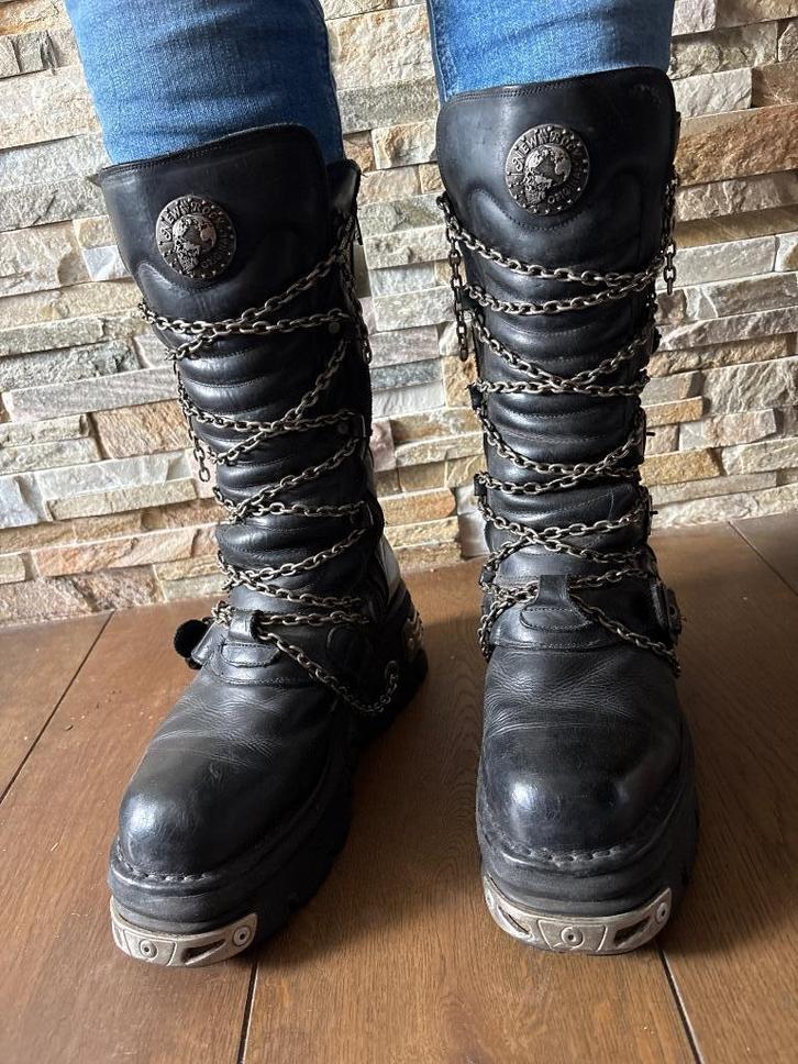 Stoere New Rock laarzen mt 44, Kleding | Heren, Schoenen, Gedragen, Boots, Zwart, Ophalen of Verzenden