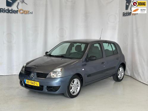 Renault Clio 1.5 dCi Authentique|VELGEN|RADIO|CENTRALE DEURV, Auto's, Renault, Bedrijf, Te koop, Clio, ABS, Airbags, Boordcomputer