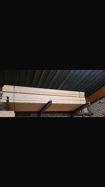 Mooie gebruikte houten balken( 7x15) 3 m lang beschikbaar voor biedingen