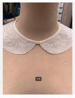 Antiek creme klein kleurig kraagje met bloem 30 cm, Antiek en Kunst, Ophalen of Verzenden, Dames