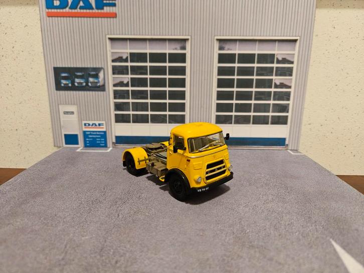 WSI Classics DAF 1600 Kikkerdaf, Hobby en Vrije tijd, Modelauto's | 1:50, Zo goed als nieuw, Bus of Vrachtwagen, Wsi, Ophalen of Verzenden