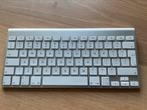 Apple magic draadloos toetsenbord, Computers en Software, Ophalen of Verzenden, Zo goed als nieuw