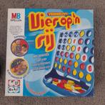 Vier op'n Rij van MB, Hobby en Vrije tijd, Gezelschapsspellen | Overige, Een of twee spelers, Ophalen, Zo goed als nieuw, MB Spellen