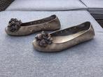 Beige suède leren moccasins, mt. 40, merk Rieker, Ophalen of Verzenden, Gedragen, Rieker, Instappers