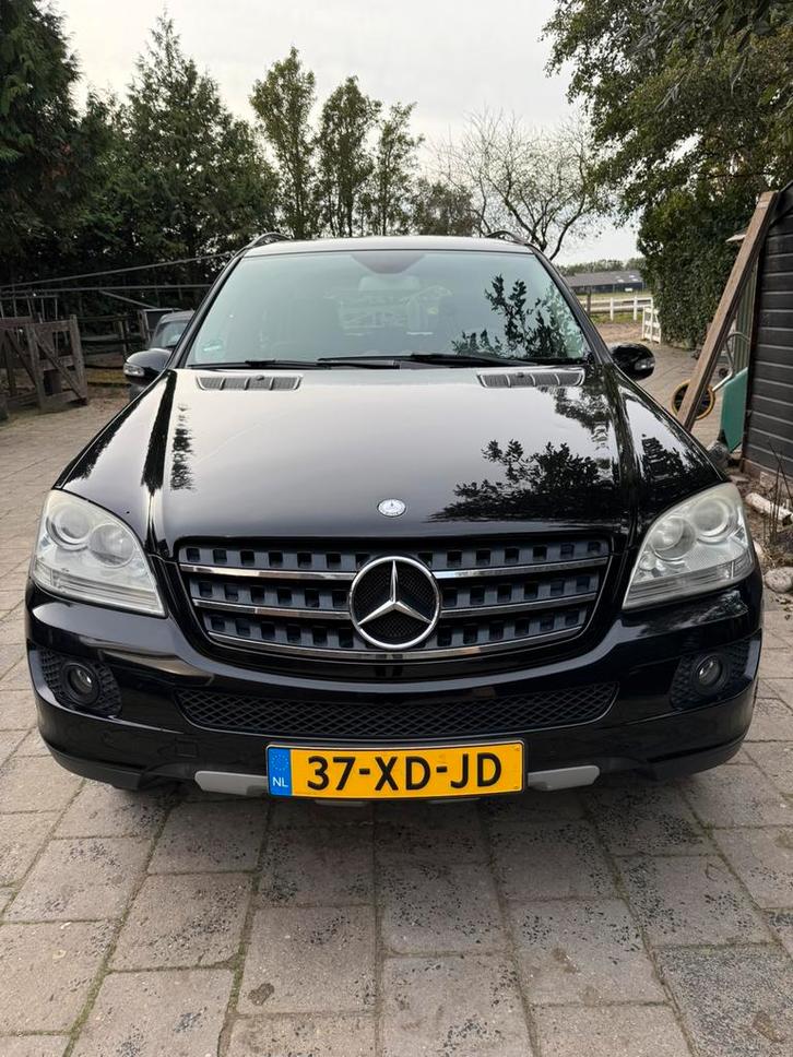Mercedes-Benz M-Klasse van 2e eigenaar + nieuwe APK, Auto's, Mercedes-Benz, Particulier, M-Klasse, 4x4, ABS, Adaptive Cruise Control