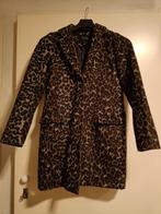 Dames gevoerde nep tijger print korte winter jasje maat 36, Kleding | Dames, Jassen | Winter, Ophalen of Verzenden, Zo goed als nieuw