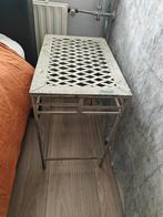 Twee Brocante Tafeltjes/Nachtkastjes, Huis en Inrichting, Tafels | Bijzettafels, Gebruikt, Metaal of Aluminium, 55 tot 75 cm, Rechthoekig