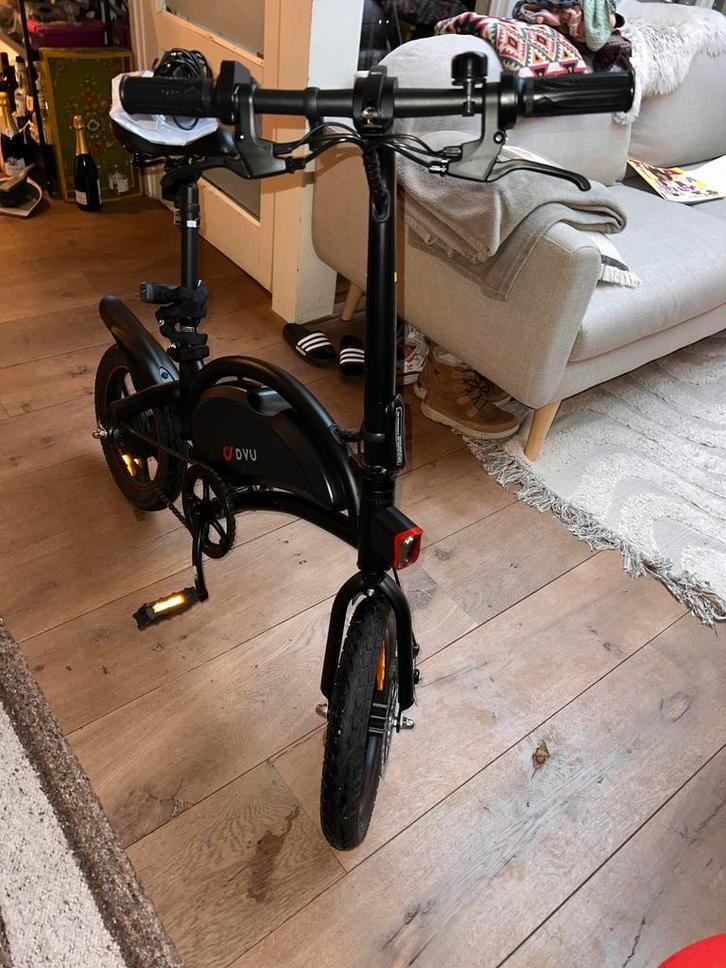 Elektrische Fiets DYU, Fietsen en Brommers, Elektrische fietsen, Zo goed als nieuw, Overige merken, 50 km per accu of meer, Ophalen