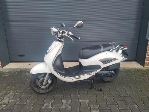 Sym allo 4T 50cc Snorscooter 11457 km BJ 2016, Fietsen en Brommers, Scooters | SYM, Zo goed als nieuw, Allo, Maximaal 25 km/u