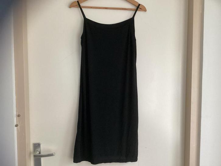 Elegante jurk maat 38/40 in drie kleuren, Kleding | Dames, Jurken, Nieuw, Maat 38/40 (M), Overige kleuren, Knielengte, Ophalen of Verzenden