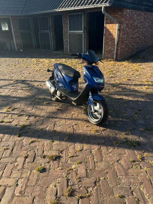 Mooie generic cracker., Fietsen en Brommers, Scooters | Peugeot, Zo goed als nieuw, Overige modellen, Ophalen
