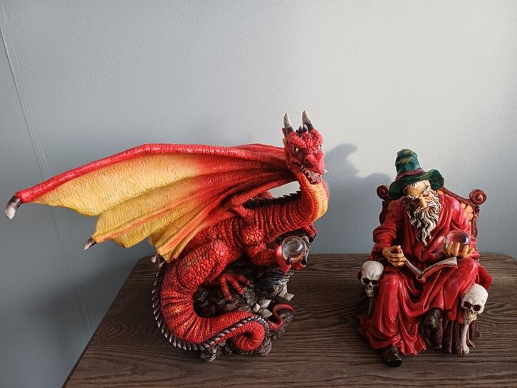 Draak en tovenaar., Verzamelen, Beelden en Beeldjes, Gebruikt, Ophalen