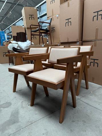 Pierre jeanneret deisgn stoel bruin eiken - 4 stuks €1000