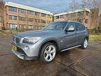 BMW X1 2.0 Sdrive 18I AUT 2011 Grijs/ Jaar APK, Auto's, BMW, Achterwielaandrijving, 1995 cc, 4 cilinders, Origineel Nederlands