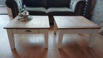 Houten Salontafels  beschikbaar voor biedingen