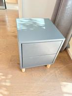 IKEA Eket nachtkastje inclusief pootjes, Huis en Inrichting, Slaapkamer | Nachtkastjes, Ophalen of Verzenden, Gebruikt, Minder dan 45 cm