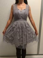 Little Mistress cocktailjurk galajurk lavendel paars 34/XS, Kleding | Dames, Jurken, Verzenden, Paars, Zo goed als nieuw, Maat 34 (XS) of kleiner