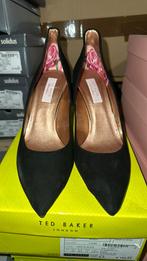 Zwarte suède high heels van Ted Baker maat 39,5, Kleding | Dames, Schoenen, Nieuw, Ted. Baker, Schoenen met hoge hakken, Zwart