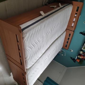 Elektrische tweepersoons bed  beschikbaar voor biedingen