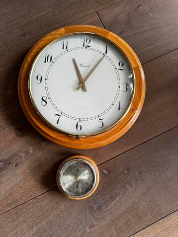Klok van Warmink en barometer beschikbaar voor biedingen