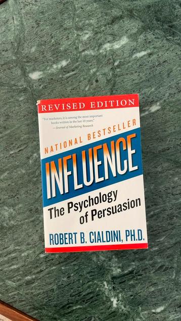 Robert B. Cialdini PhD - influence beschikbaar voor biedingen