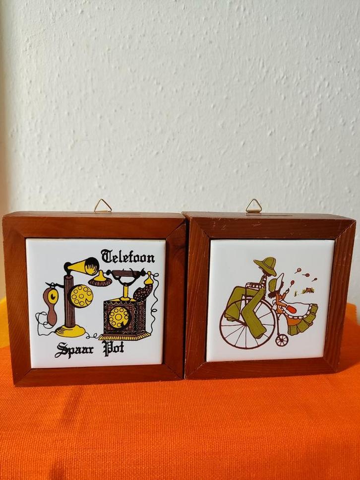 Twee leuke vintage telefoonspaarpotten jaren 70, Verzamelen, Retro, Huis en Inrichting, Verzenden