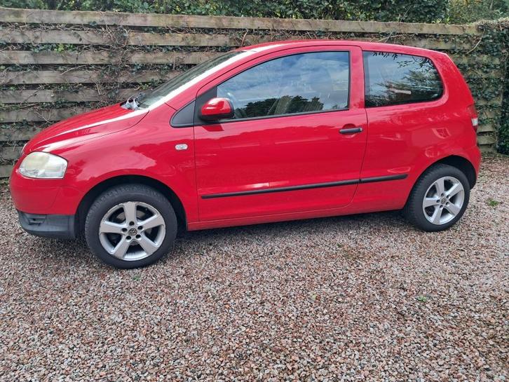 Volkswagen Fox 1.2 40KW 2007 Rood VW, Auto's, Volkswagen, Particulier, Fox, Benzine, C, Hatchback, Handgeschakeld, Origineel Nederlands