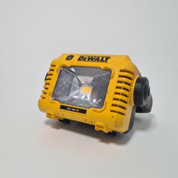 DeWalt DCL077 LED Bouwlamp met Accu 18V ~ 5.0Ah beschikbaar voor biedingen