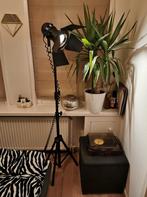 2 vloerlampen - 2 filmset lampen, Ophalen, Zo goed als nieuw, Metaal, 150 tot 200 cm