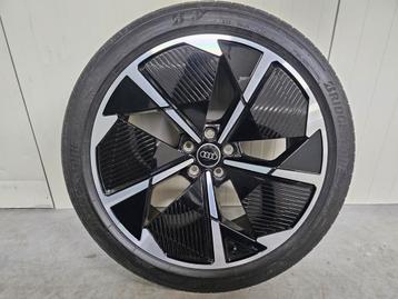 Audi Q4 Etron 21 inch velgen Rs breedset ID5  audi sport  beschikbaar voor biedingen